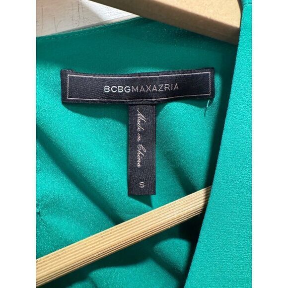 BCBGMAXAZRIA Kristi Dress in Light Kelly Green Small - Picture 2 of 8